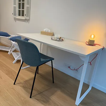 7 Waterfront Apartment